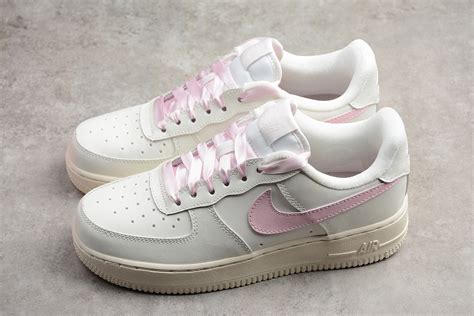 Nike Air Force women